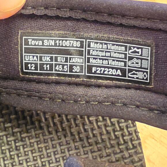 Teva Universal Trail Strappy Sandals Men\'s Size 12 Dark Olive Ourdoor Hiking